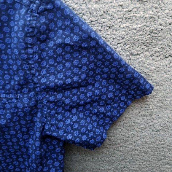 Denim & Flower L Geometric Blue Short Sleeve Button-Down Shirt 43" 28.5" 8.5" - Picture 4 of 12